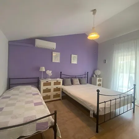Nela Appartement *